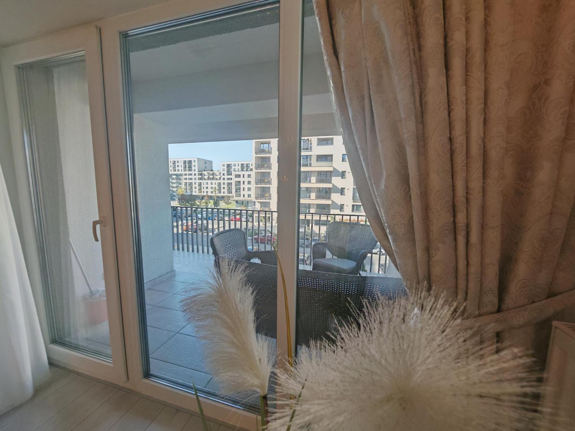 Coresi Mall Exclusive #Collection Apartments & Studios Braşov Exterior foto