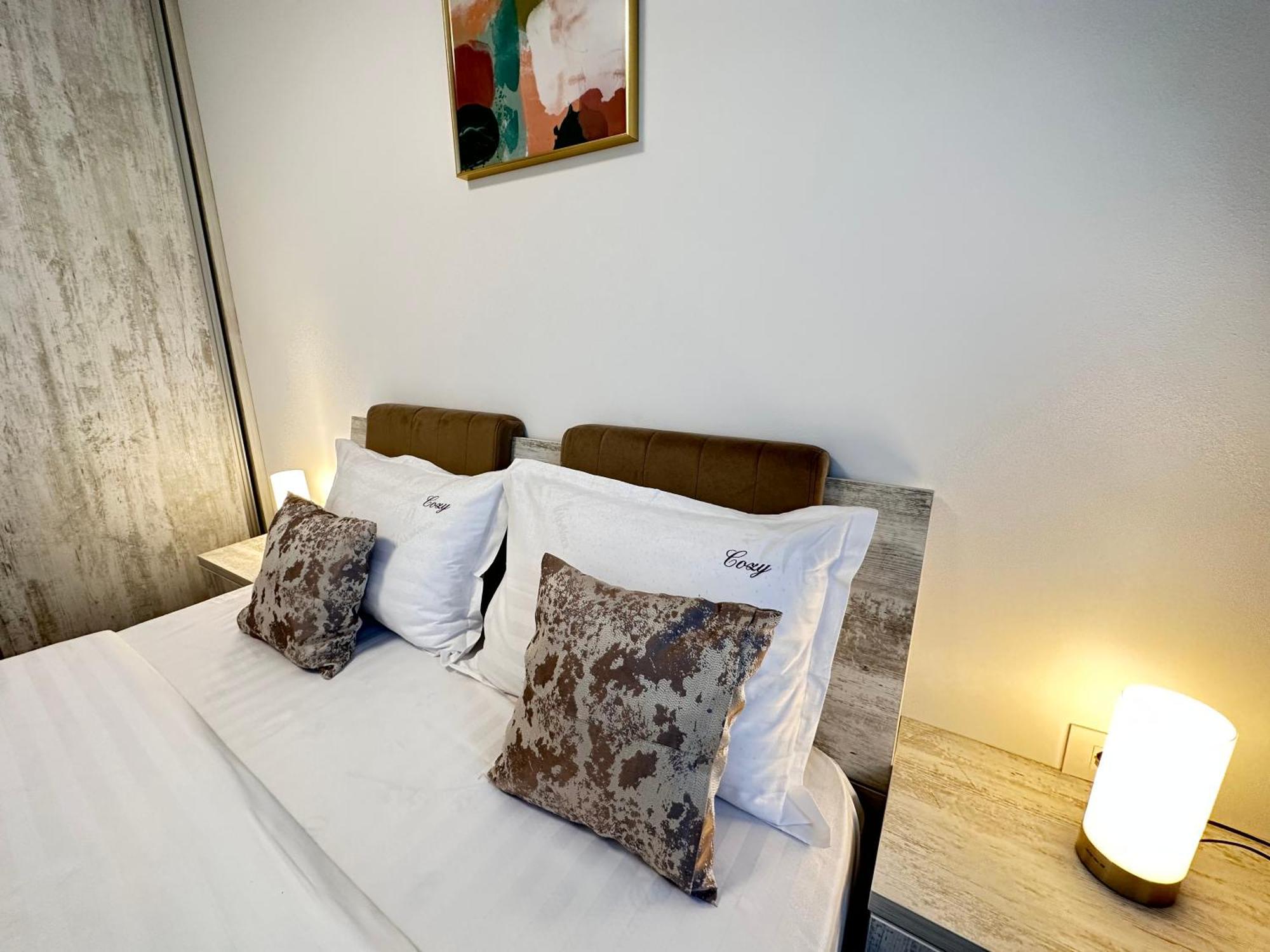 Coresi Mall Exclusive #Collection Apartments & Studios Braşov Exterior foto