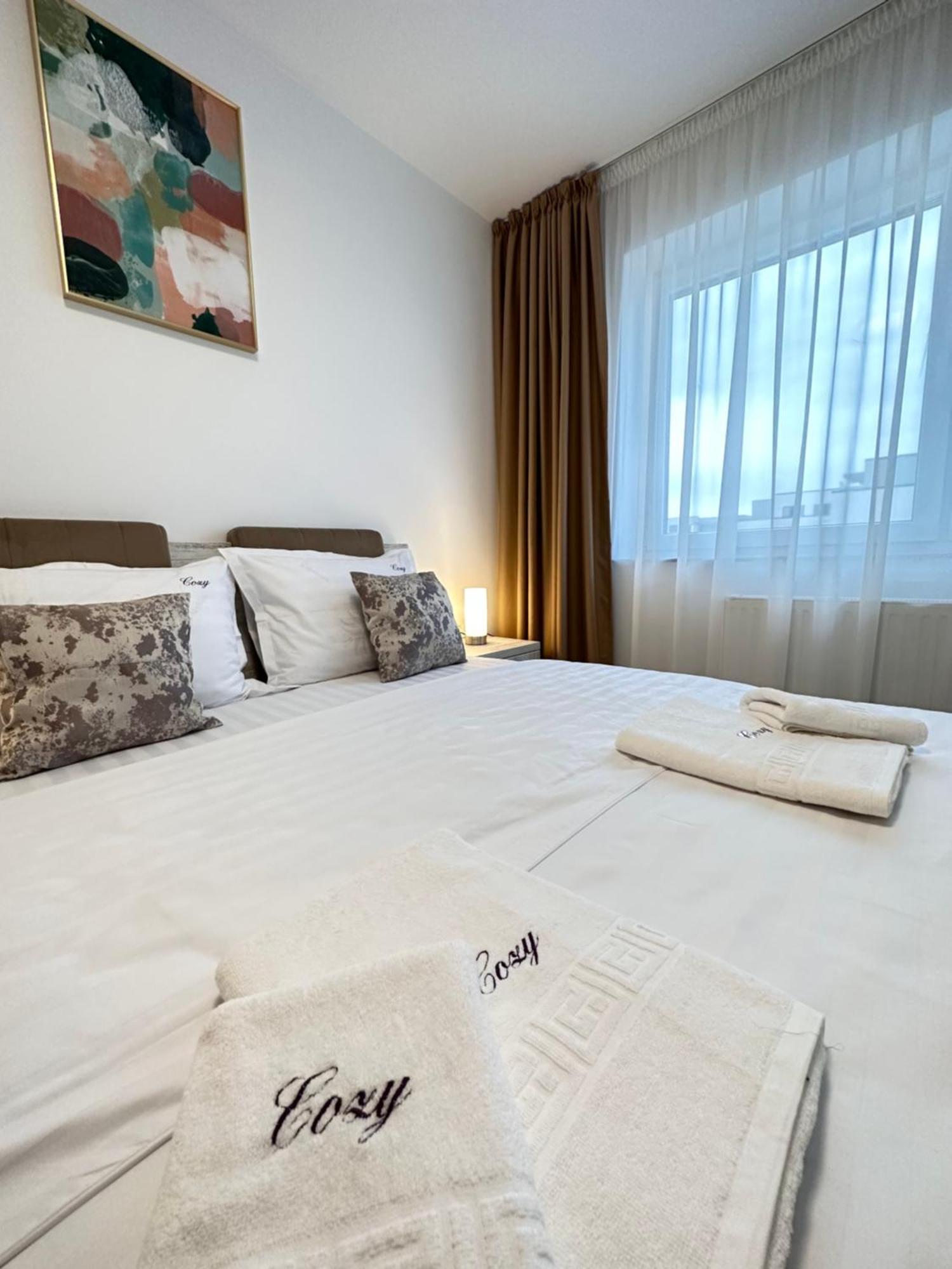 Coresi Mall Exclusive #Collection Apartments & Studios Braşov Exterior foto